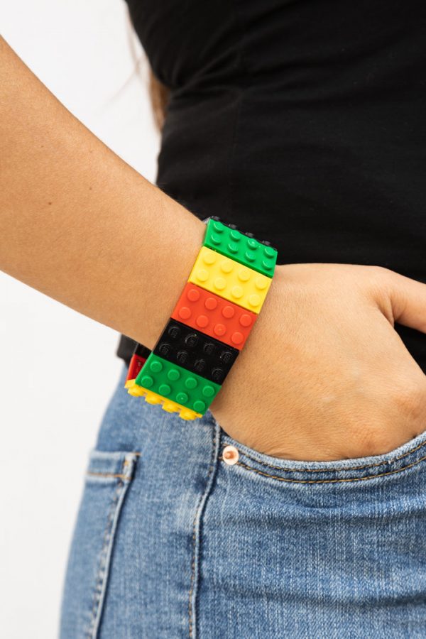 Reggae elastic bangle from lego bricks