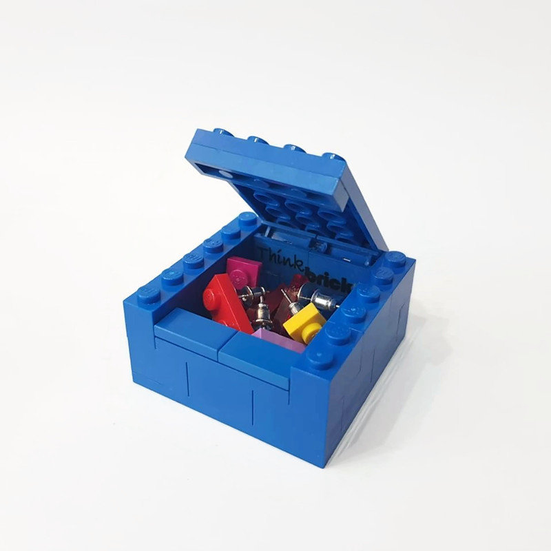 Small earringsblue box made from legos