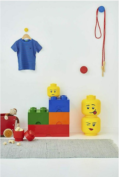 Example of lego hangers in romm
